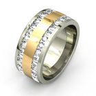Золотое обручальное кольцо с бриллиантами «Золотая свадьба»