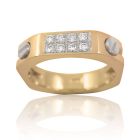 Золотое кольцо с бриллиантом "Стильный штрих"