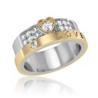 Золотое обручальное кольцо с цирконием "Love"