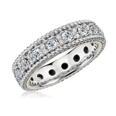 Обручальное кольцо с дорожкой белых сапфиров «Монако»
