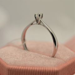 Каблучка на заручини з діамантом 0.12 ct «Летиція»