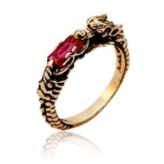 Золотое кольцо с рубином «Сердце Дракона»