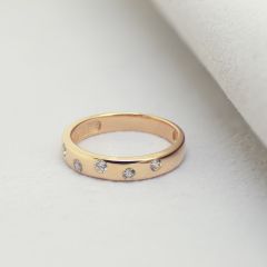 Обручальное кольцо с пятью бриллиантами «Five love languages»