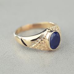 Золотое кольцо с сапфиром «Персидский Шахиншах»