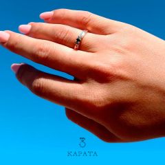  Женское кольцо с сапфиром и бриллиантами «La Tendresse»