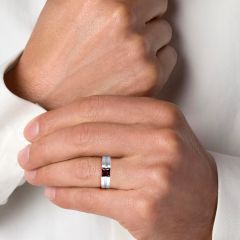 Чоловічий перстень із квадратним гранатом 0.24 карата «Святовіт»