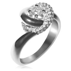 Золотое кольцо на помолвку с бриллиантами «Vogue»