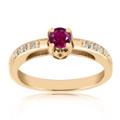 Золотое кольцо с рубином и дорожкой бриллиантов «Элеонора»
