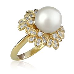 Золотое кольцо с жемчужиной «Марина»