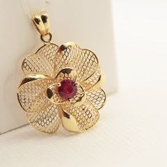 Золотой кулон - цветок с рубином «Мирабилис»